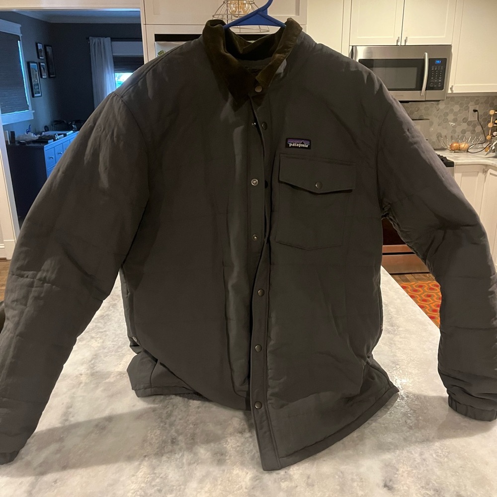 SOLD Grey Patagonia Isthmas jacket